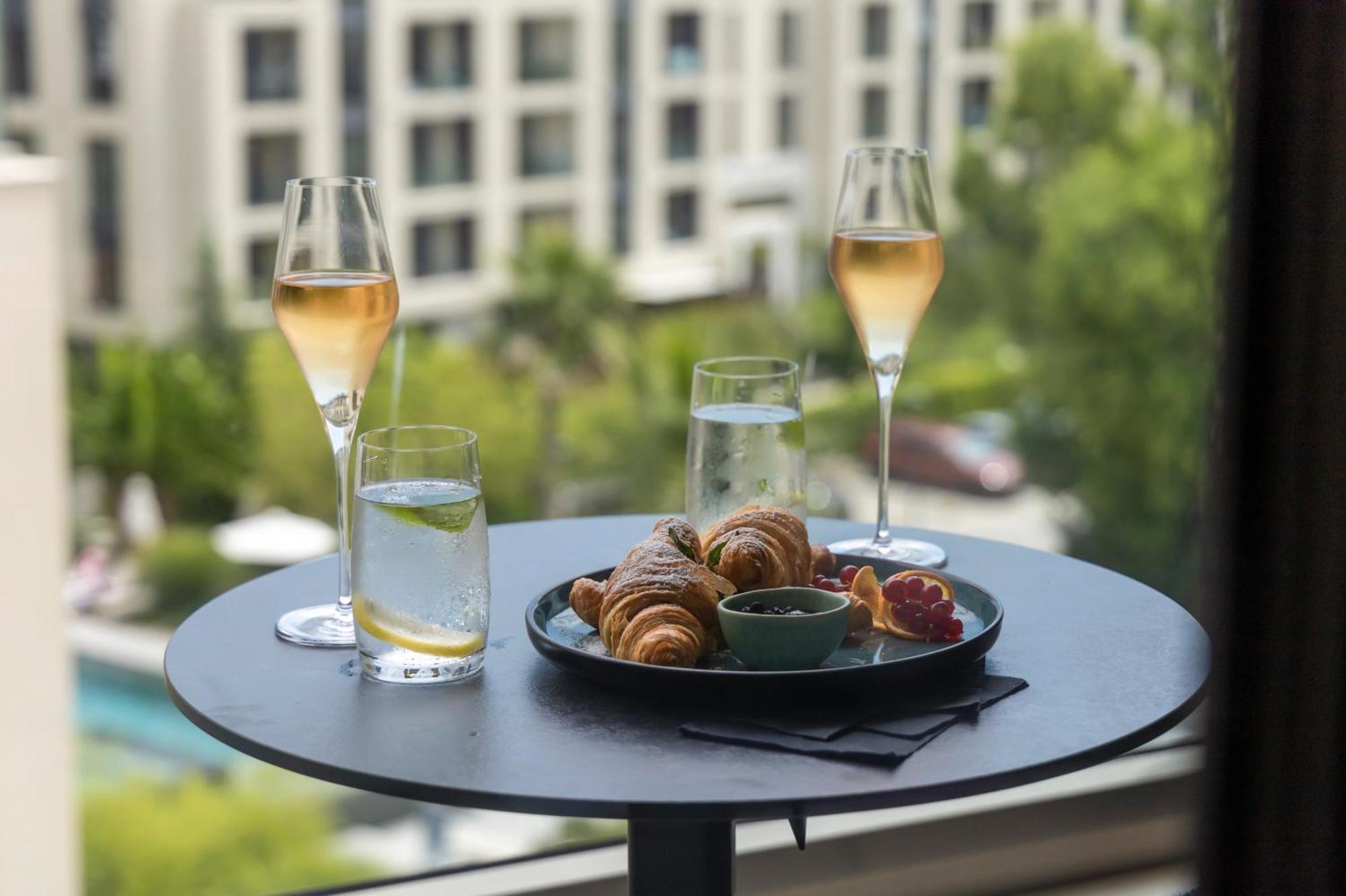 Azur Premium Resort Άγιος Κωνσταντίνος και Ελένη Εξωτερικό φωτογραφία