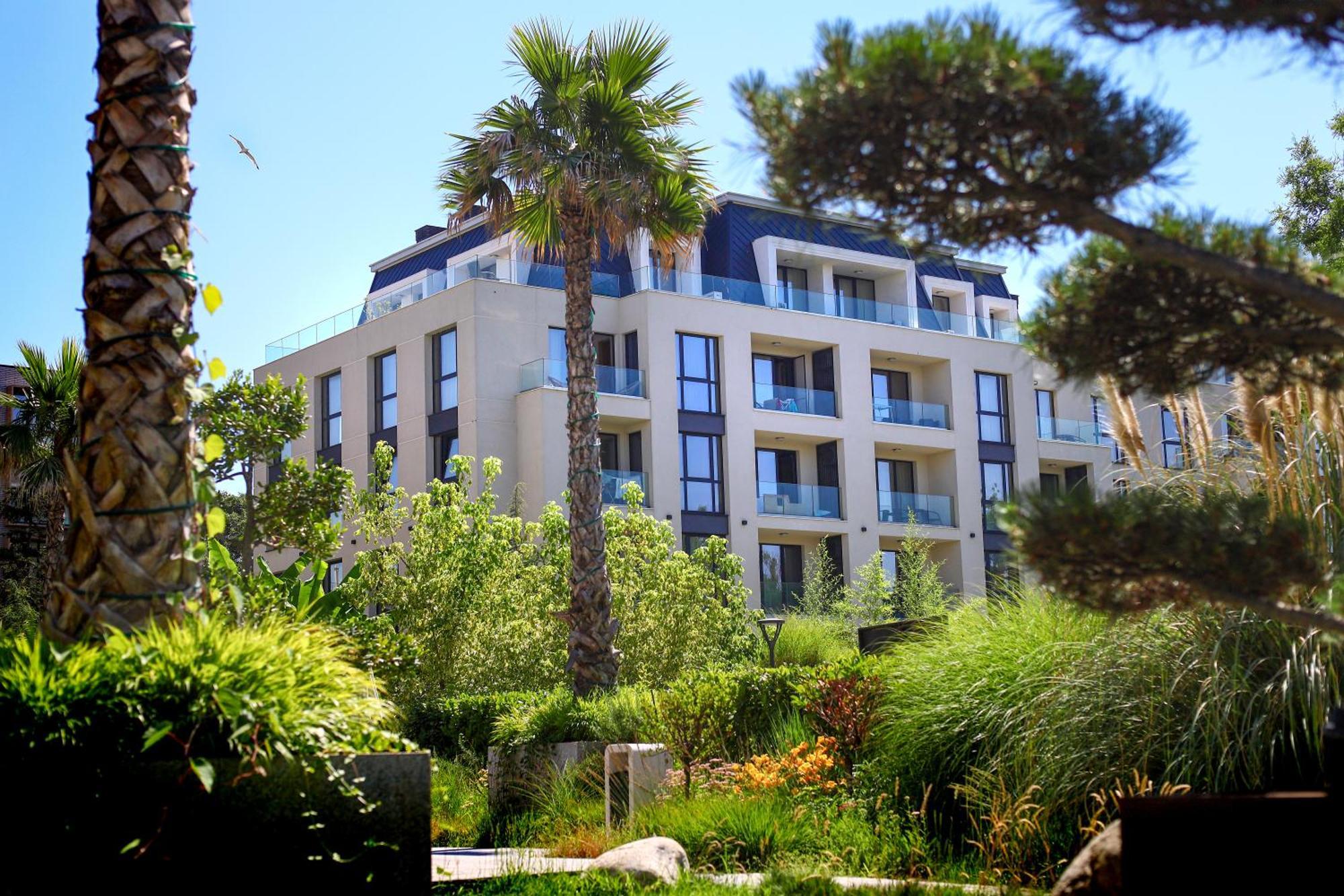 Azur Premium Resort Άγιος Κωνσταντίνος και Ελένη Εξωτερικό φωτογραφία